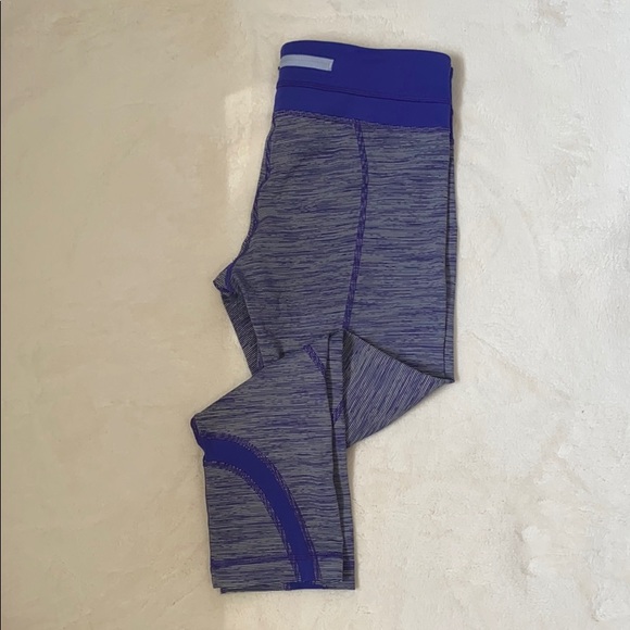 Lululemon capris - Picture 2 of 8